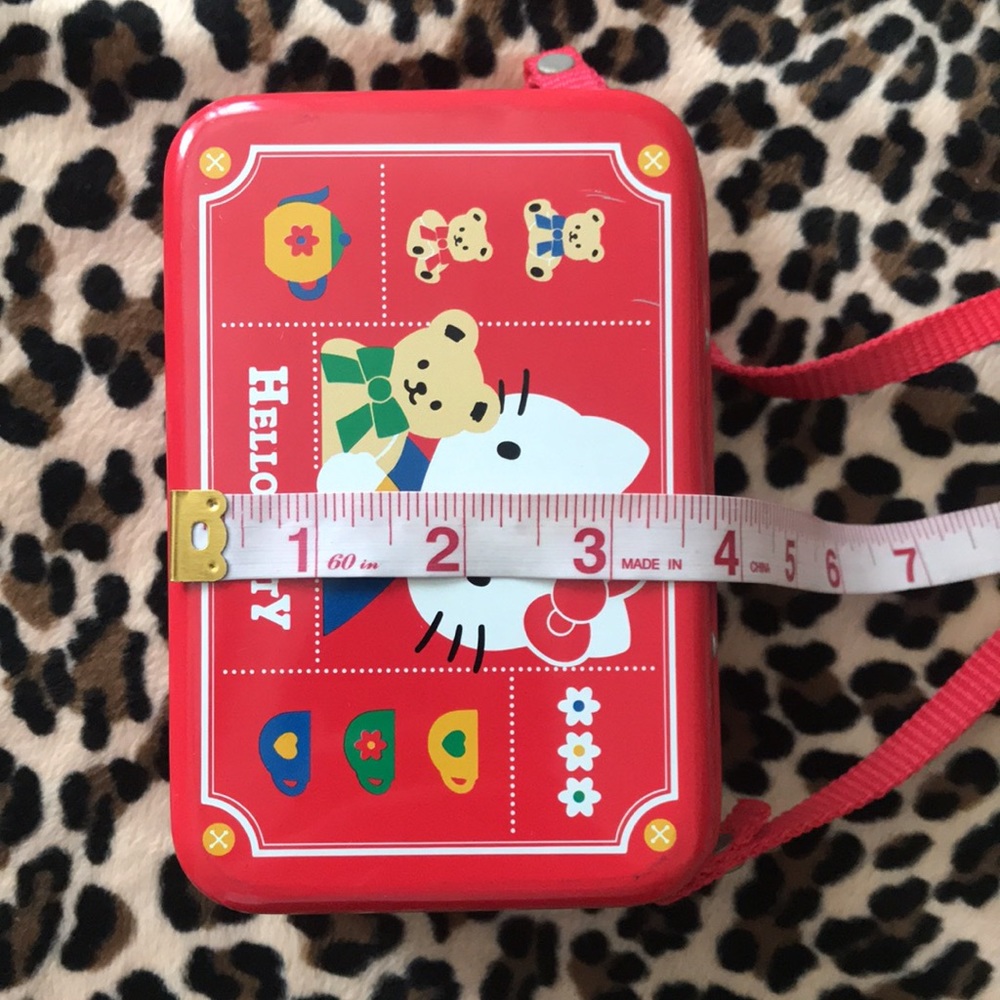 1996 HELLO KITTY ❤️ Sanrio Metal Tin Purse Red Teacup Vintage 90s Bear Kawaii - Picture 5 of 17